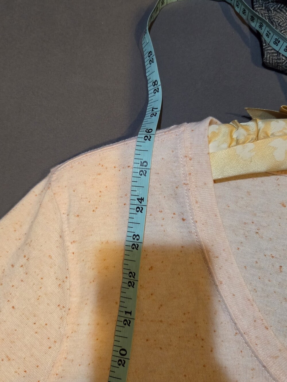 Carhartt pink with orange dots casual outdoorsy everyday long sleeve tee  | M - Picture 8 of 8